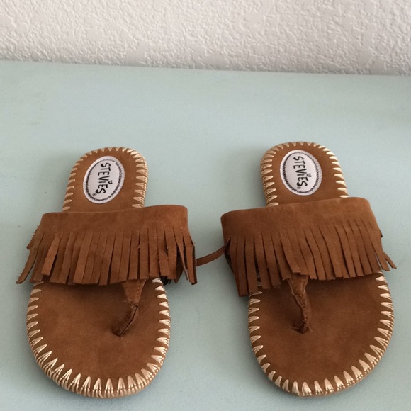 moccasin flip flops